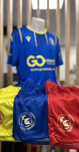 Maillots de club personnalisés