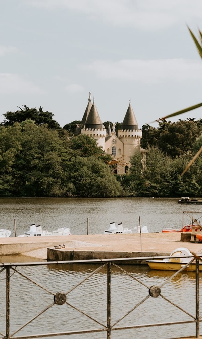 Teambuilding au bord du lac de Bourgenay
