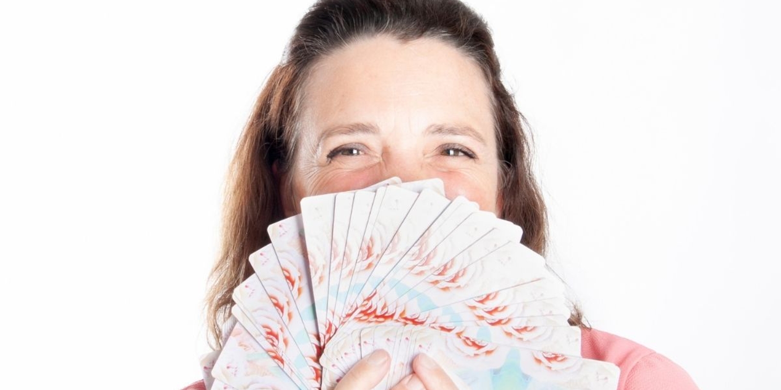 Stéphanie Courty en séance individuelle de soin énergétique à Maché