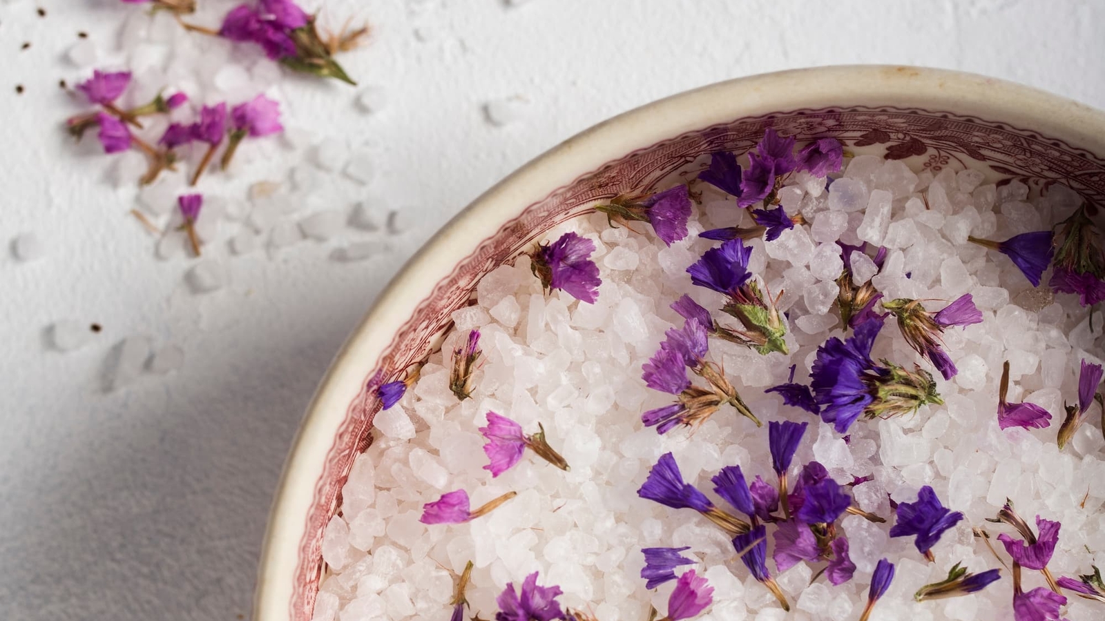 Peau nette et lumineuse apres un soin detox Biogenie a Venansault
