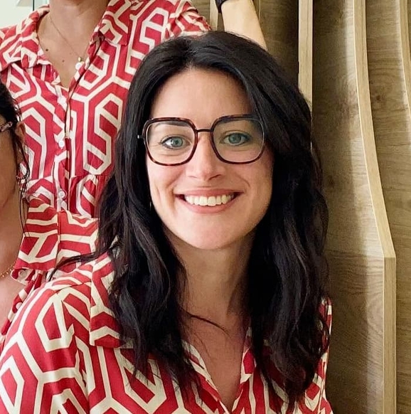 Marina, formée à la méthode Poyet, dans son espace dédié au sein de l'institut Terre de Beauté à Venansault