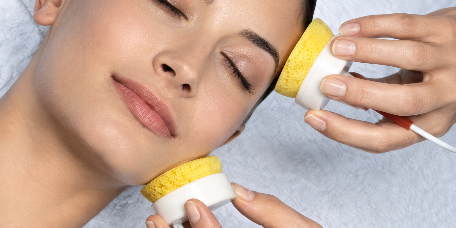 Séance de Head Spa, massage crânien japonais sous arceau d'eau à l'institut Terre de Beauté à Venansault