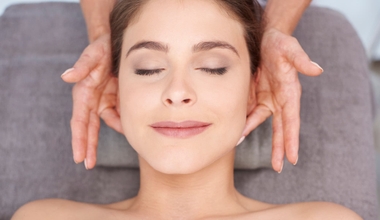 Soin du visage Ambre Bleu Organics Bio a l'institut Terre de Beaute a Venansault