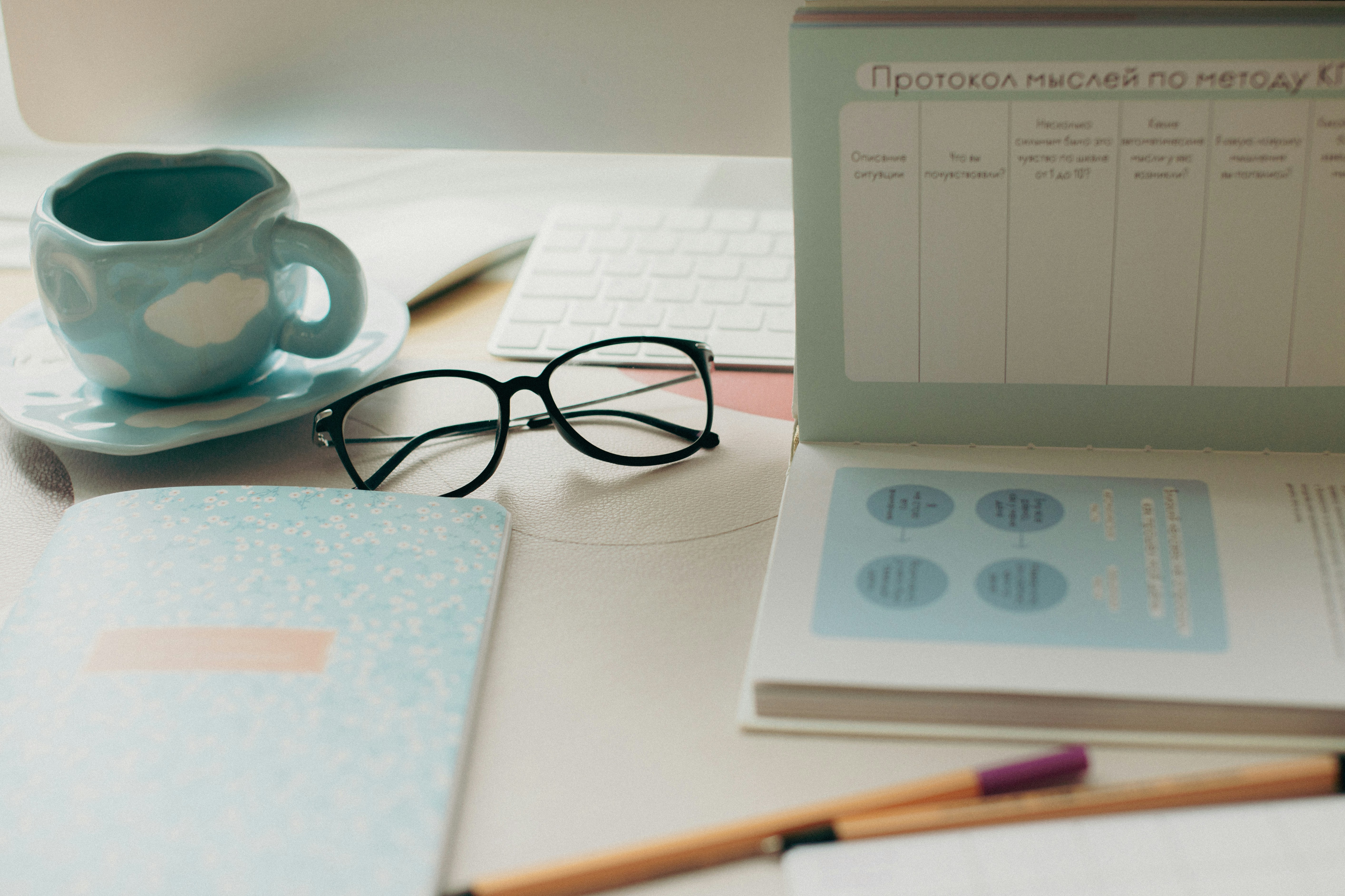papier-sur-bureau-administratif