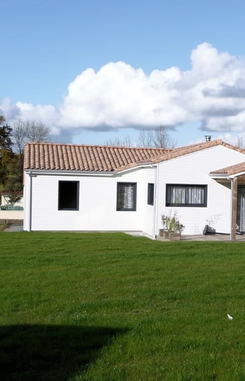 Maison en bois de style vendéen réalisée par Projet Bois