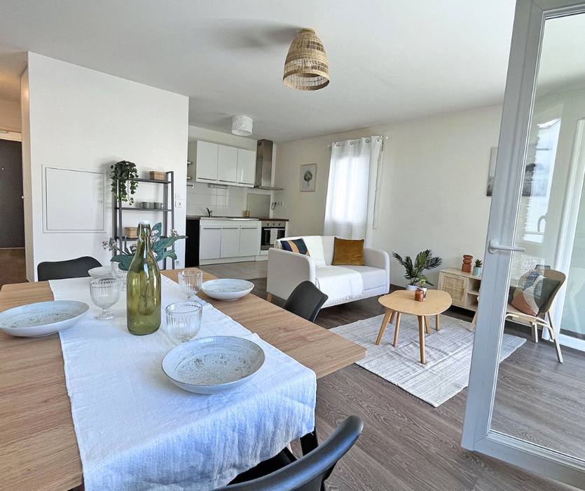 Appartement vide à vendre après home staging Nantes 44