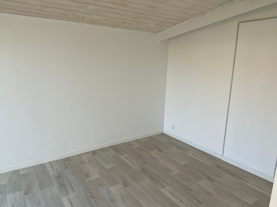 Maison rénovée vide Saint-Hilaire-de-Riez Vendée avant home staging — projet marchand de biens AntePostea
