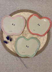3 assiettes en ceramique